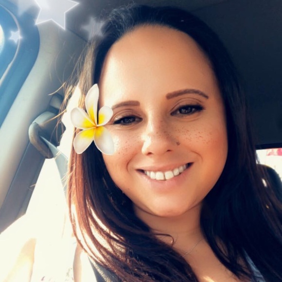 Meet your Posher, Josie - Picture 1 of 1